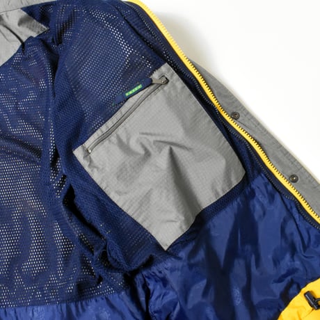 USED "EDDIE BAUER / EBTEK" GORE-TEX MOUNTAIN JACKET