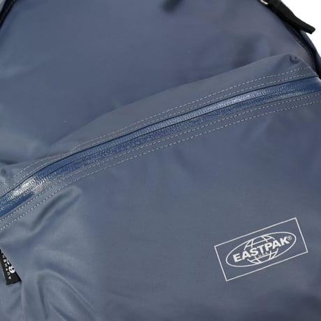 "EASTPAK / WATERPROOF PADDED PAK'R"