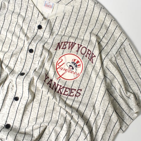 USED 90'S "NEW YORK YANKEES" STRIPE BASEBALL SHIRT