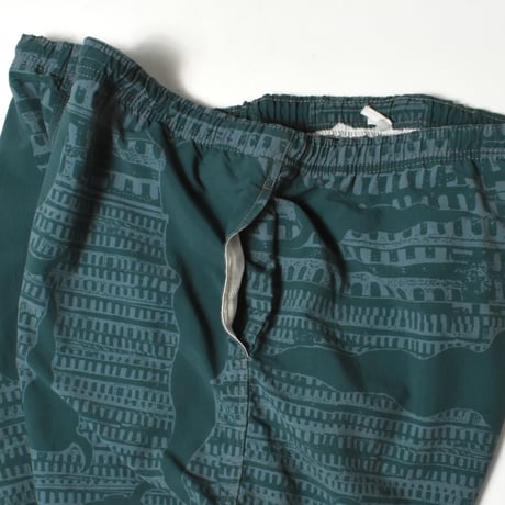 USED 80'S "QUICKSILVER" SWIM SHORTS