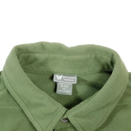USED "WHITE SIERRA" FLEECE SHIRT