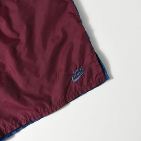 USED 90'S "NIKE" NYLON SHORTS