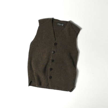 USED "FISHERMAN OUT OF IRELAND" KNIT VEST