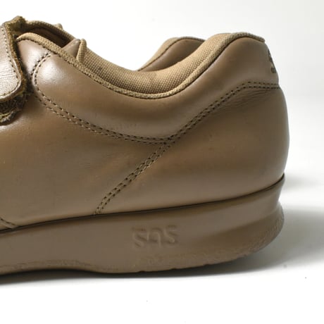 USED "SAS" VELCRO COMFORT SHOES