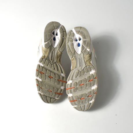 USED "NEW BALANCE / 530"