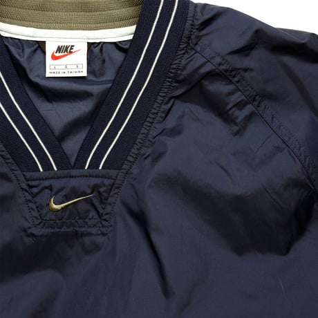 USED NIKE NYLON JERSEY