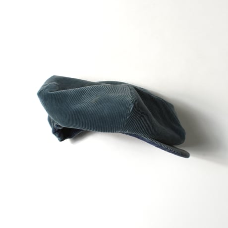 USED UNKNOWN REVERSIBLE CORDUROY CASQUETTE