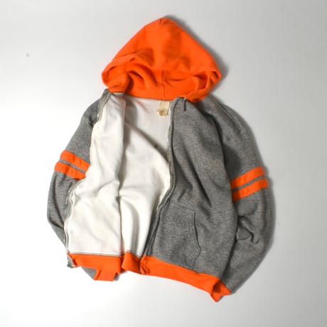 VINTAGE 60’S UNKNOWN ZIP UP HOODIE