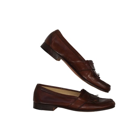 USED "COLE HAAN" KILTIE LOAFER