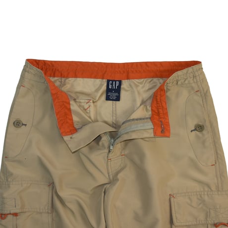 USED "GAP" THREE QUARTER PANTS