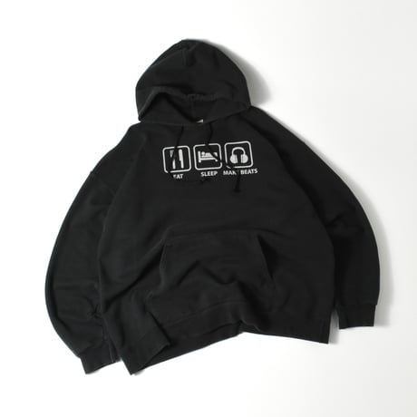USED 90’S "EAT , SLEEP , MAKE BEATS" HOODIE