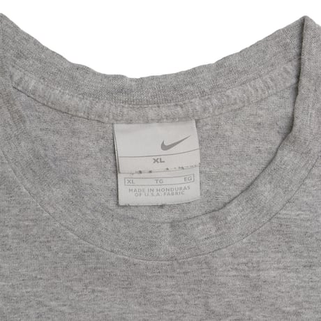 USED "NIKE" LONG SLEEVE SHIRT