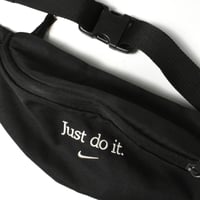 USED "NIKE" WAIST BAG