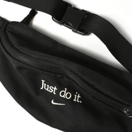 USED "NIKE" WAIST BAG