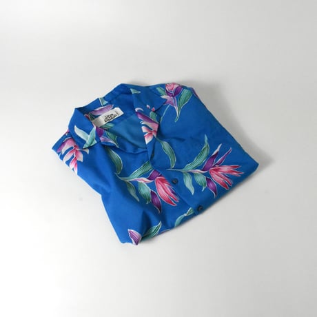 USED 70’S "HILO HATTIE’S" POLY ALOHA SHIRT