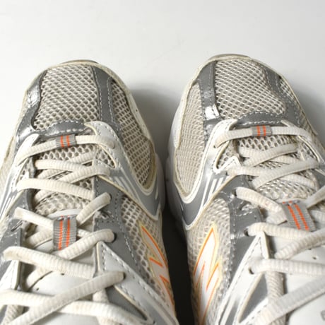 USED "NEW BALANCE / 530"