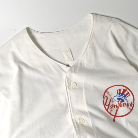 USED "NEW YORK YANKEES" BASEBALL SHIRT
