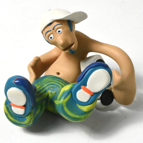 "REFLEXIONS / KICK-X" FIGURINE