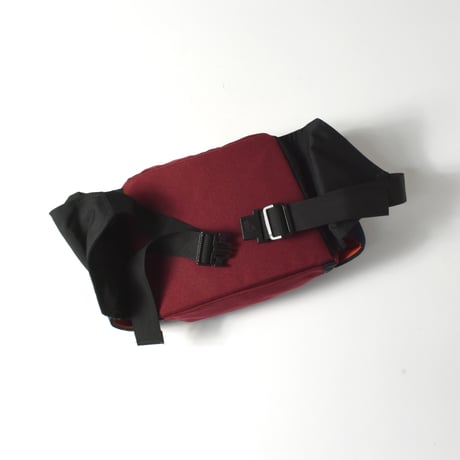 USED UNKNOWN WEIST BAG