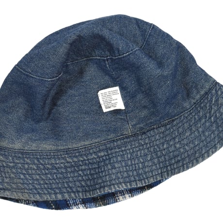 USED UNKNOWN REVERSIBLE BUCKET