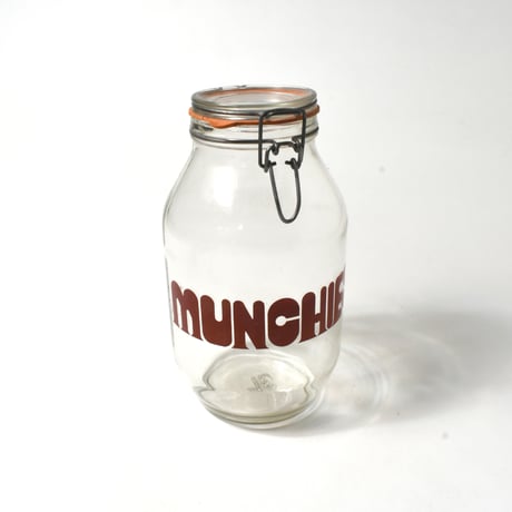 USED "MUNCHIES" 3LITTER JAR HINDGE LID