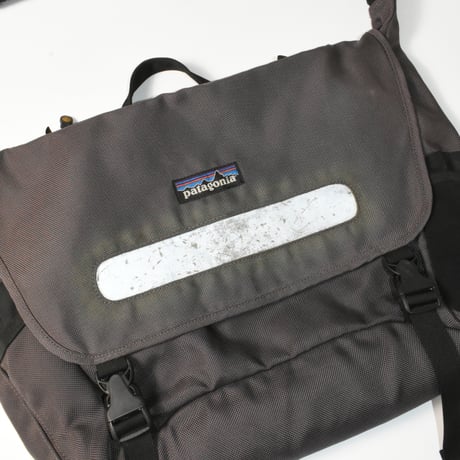 USED "PATAGONIA HALF MASS" MESSENGER BAG