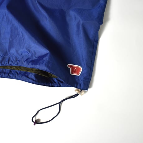 USED "NIKE" NYLON HOODED VEST