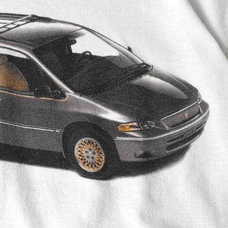 USED "CHRYSLER TOWN & COUNTRY" T-shirt