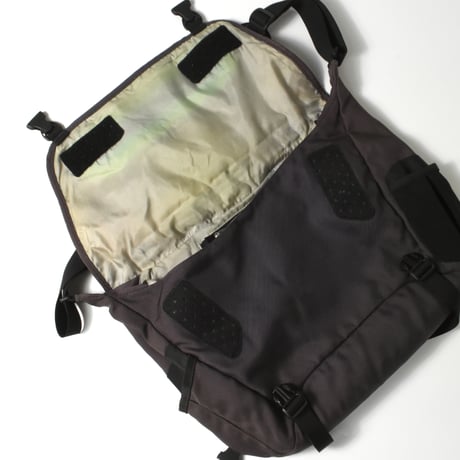 USED "PATAGONIA HALF MASS" MESSENGER BAG