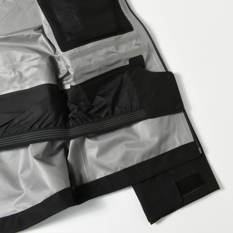 THE NORTH FACE / SIDECUT GORE-TEX JACKET THE NORTH FACE / SIDECUT GORE-TEX JACKET