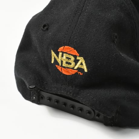 USED 96'S "CHIAGO BULLS / WORLD CHAMPIONS" SNAPBACK