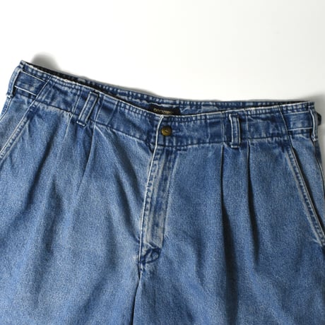 USED "DOCKERS KHAKIS" 2TUCK DENIM SHORTS