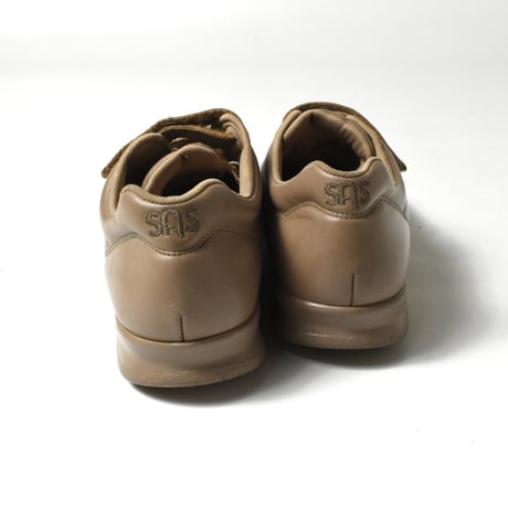 USED "SAS" VELCRO COMFORT SHOES