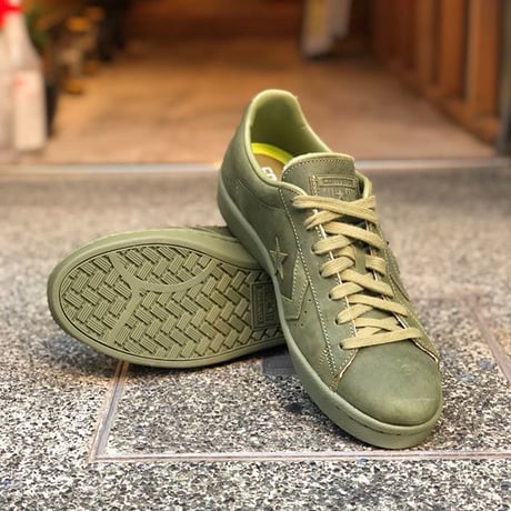 CONVERSE “PRO LEATHER 76 OX AUTUMN MONO PACK”