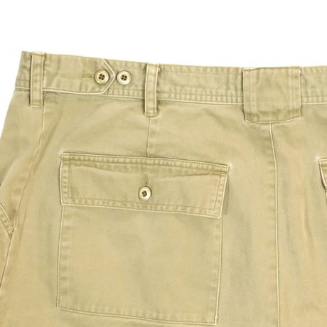 USED "CABELAS"  HUNTING SHORT PANTS