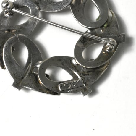 VINTAGE CIRCLE SILVER BROOCH