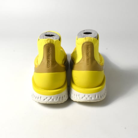 "NIKE / RISE REACT FLYKNIT LMTD"