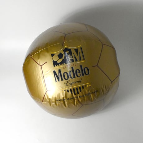 "MODELO" BEACH BALL