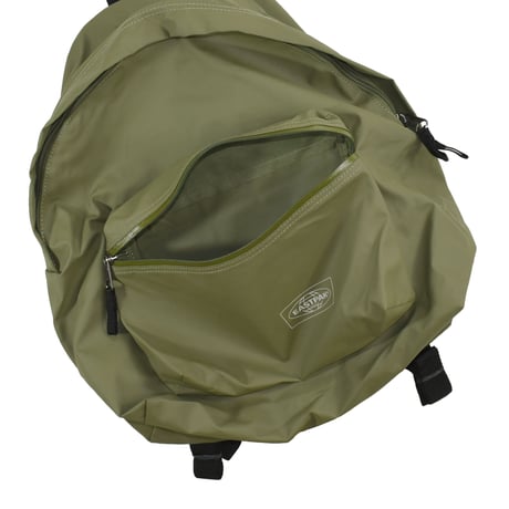 "EASTPAK / WATERPROOF PADDED PAK'R"