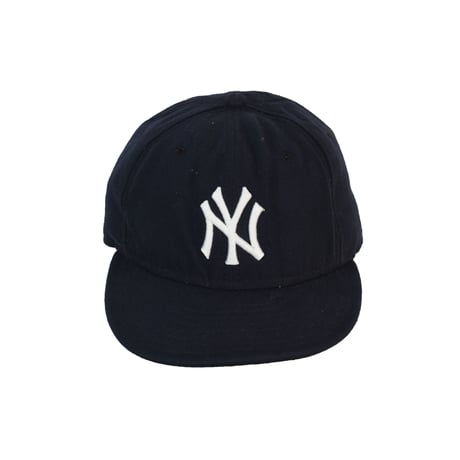 USED "NEW ERA / NEW YORK YANKEES" CAP