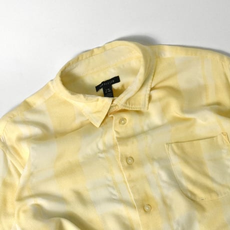 USED "VAN HEUSEN" S/S CHECH SHIRT