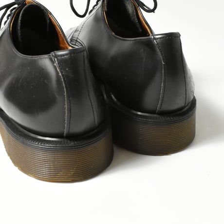 USED "DR MARTENS" 4 HOLE LEATHER SHOES