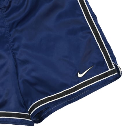 USED "NIKE" NYLON SHORT PANTS