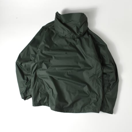 USED "SIERRA DESIGNS" MOUNTAIN JACKET