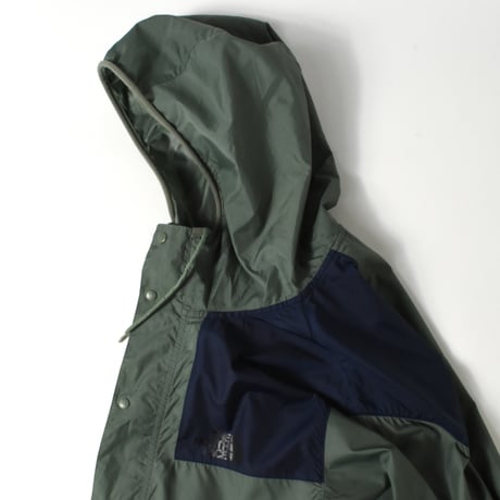 USED "THE NORTH FACE / 30 YEARS ANNIVERSARY" MOUNTAIN JACKET