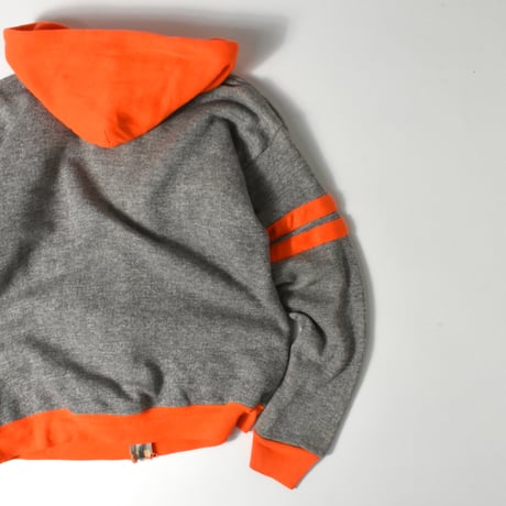 VINTAGE 60’S UNKNOWN ZIP UP HOODIE