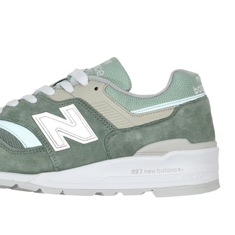 "NEW BALANCE / 997 MINT"