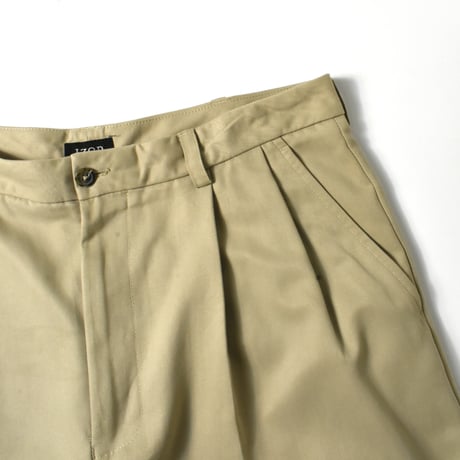 USED "IZOD" 2-TUCK SLACKS SHORTS