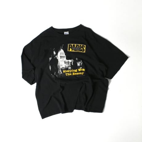 USED 03’S "PARIS / GUERRILLA FUNK" T-shirt