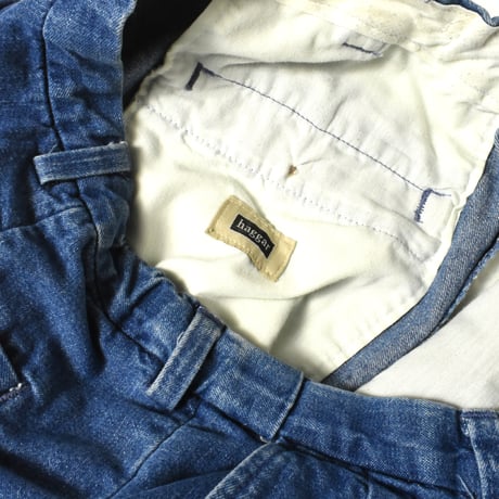 USED "HAGGER" 2-TUCK DENIM TROUSERS